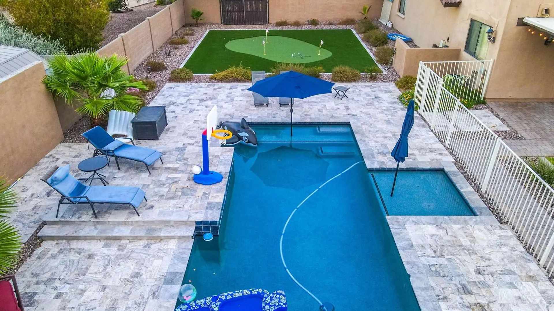 Pet-Friendly Glendale Home With Pool And Putting Green Phoenix Holiday home